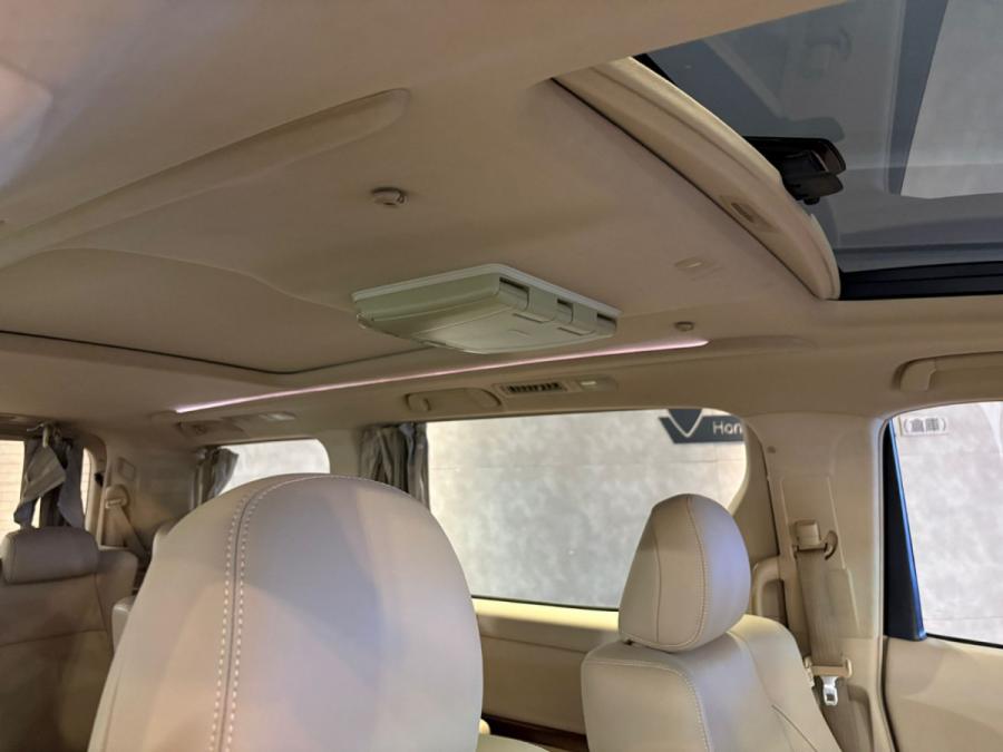 Alphard 3.5 - Image 4